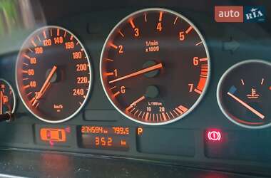 Седан BMW 5 Series 2002 в 