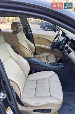 Седан BMW 5 Series 2004 в 