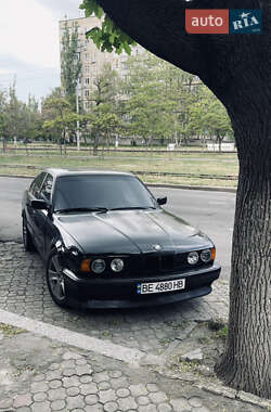 Седан BMW 5 Series 1991 в Николаеве
