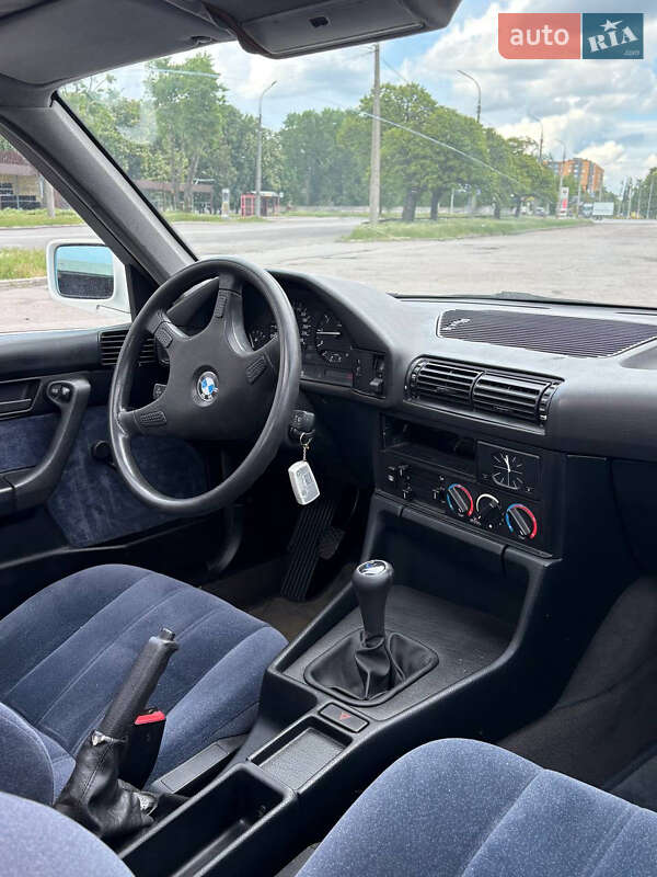 Седан BMW 5 Series 1990 в Черкассах