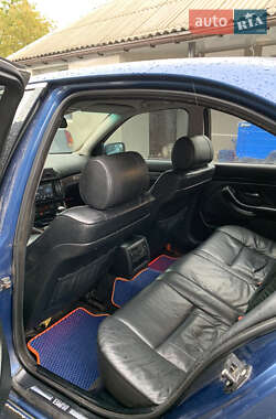 Седан BMW 5 Series 2002 в 