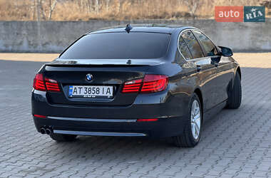 Седан BMW 5 Series 2010 в 
