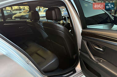 Седан BMW 5 Series 2012 в 
