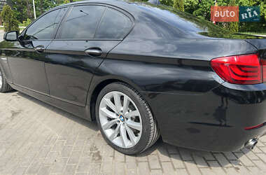 Седан BMW 5 Series 2012 в 