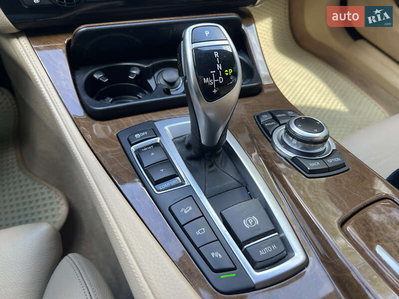 Седан BMW 5 Series 2012 в Тернополе