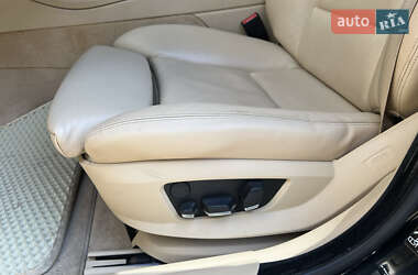 Седан BMW 5 Series 2012 в 