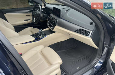 Седан BMW 5 Series 2019 в 