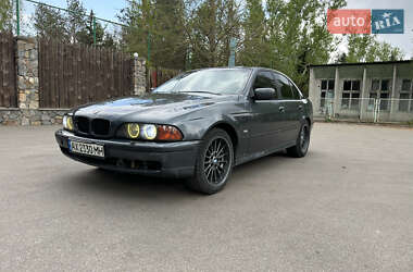Седан BMW 5 Series 2000 в Днепре