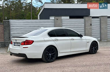Седан BMW 5 Series 2012 в 