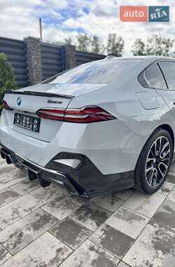 Седан BMW 5 Series 2024 в 