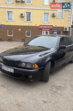 Седан BMW 5 Series 2000 в 