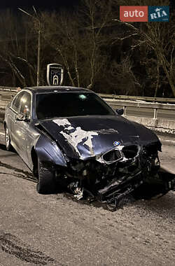 Седан BMW 5 Series 2003 в 
