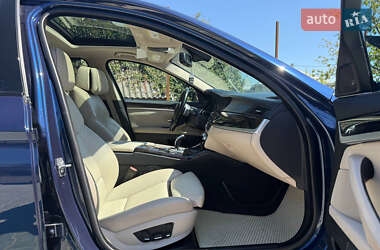 Седан BMW 5 Series 2011 в 