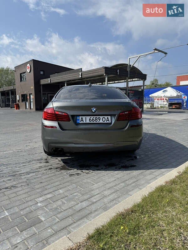 Седан BMW 5 Series 2013 в Ровно
