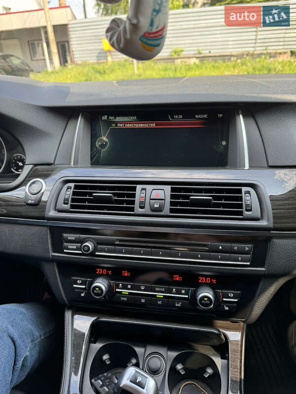 Седан BMW 5 Series 2013 в Ровно