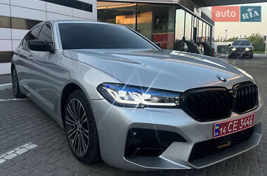 Седан BMW 5 Series 2018 в Львове