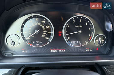 Седан BMW 5 Series 2012 в 