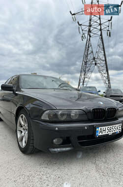 Седан BMW 5 Series 2002 в 