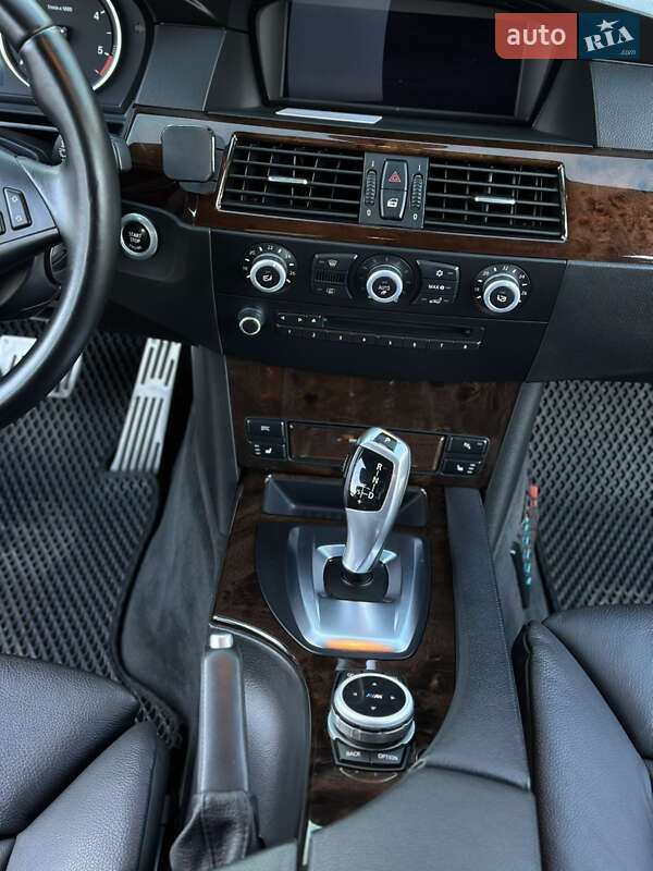 Седан BMW 5 Series 2009 в Одесі