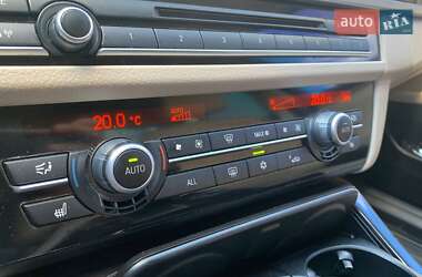 Седан BMW 5 Series 2011 в 