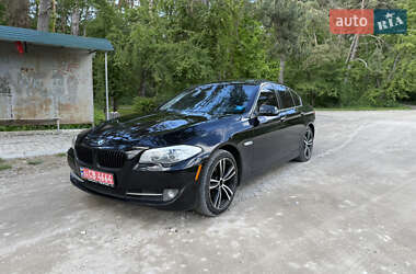 Седан BMW 5 Series 2013 в Львові