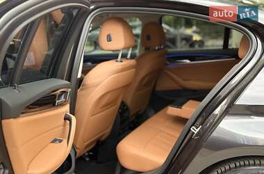 Седан BMW 5 Series 2021 в 