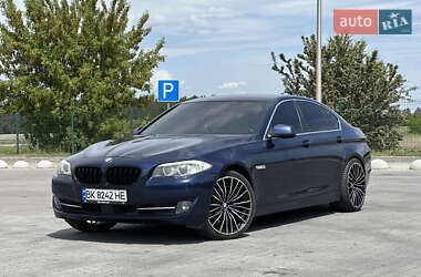 Седан BMW 5 Series 2011 в Радивилове