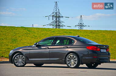 Седан BMW 5 Series 2018 в 