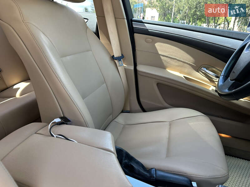 Седан BMW 5 Series 2009 в Ужгороде
