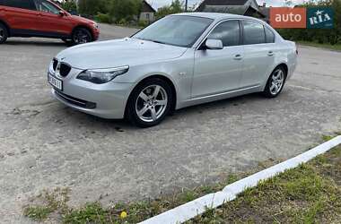 Седан BMW 5 Series 2009 в 