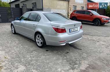 Седан BMW 5 Series 2009 в 