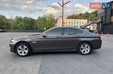 Седан BMW 5 Series 2013 в 