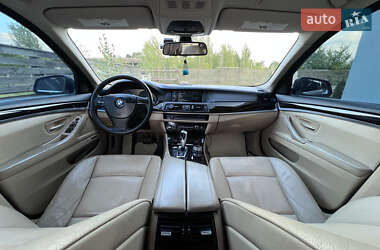 Седан BMW 5 Series 2011 в 