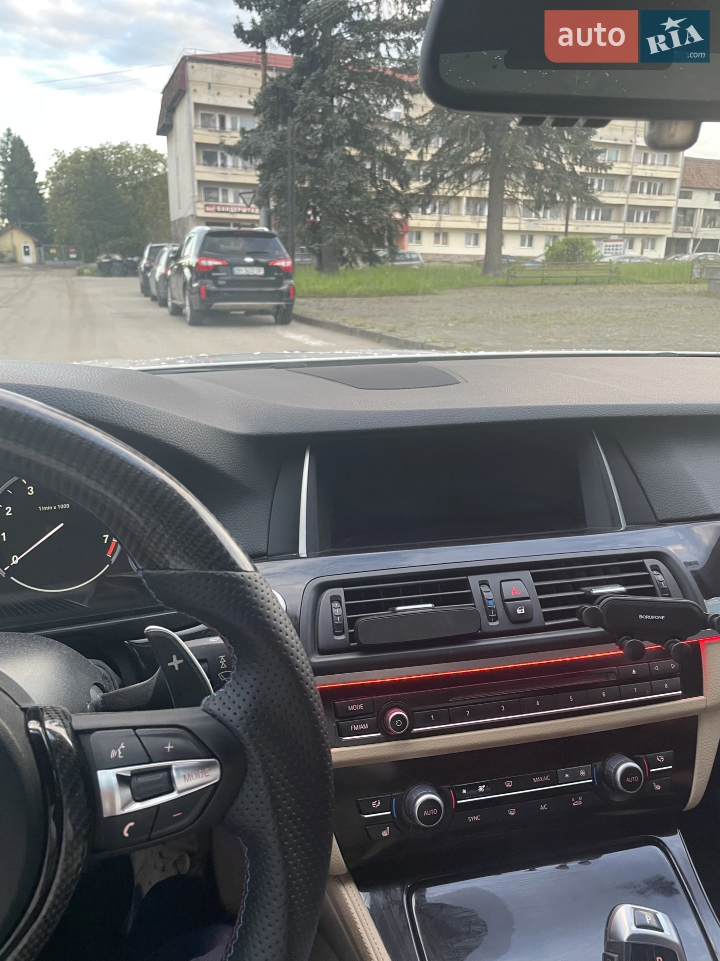 2014 BMW 5er - мініатюра 19