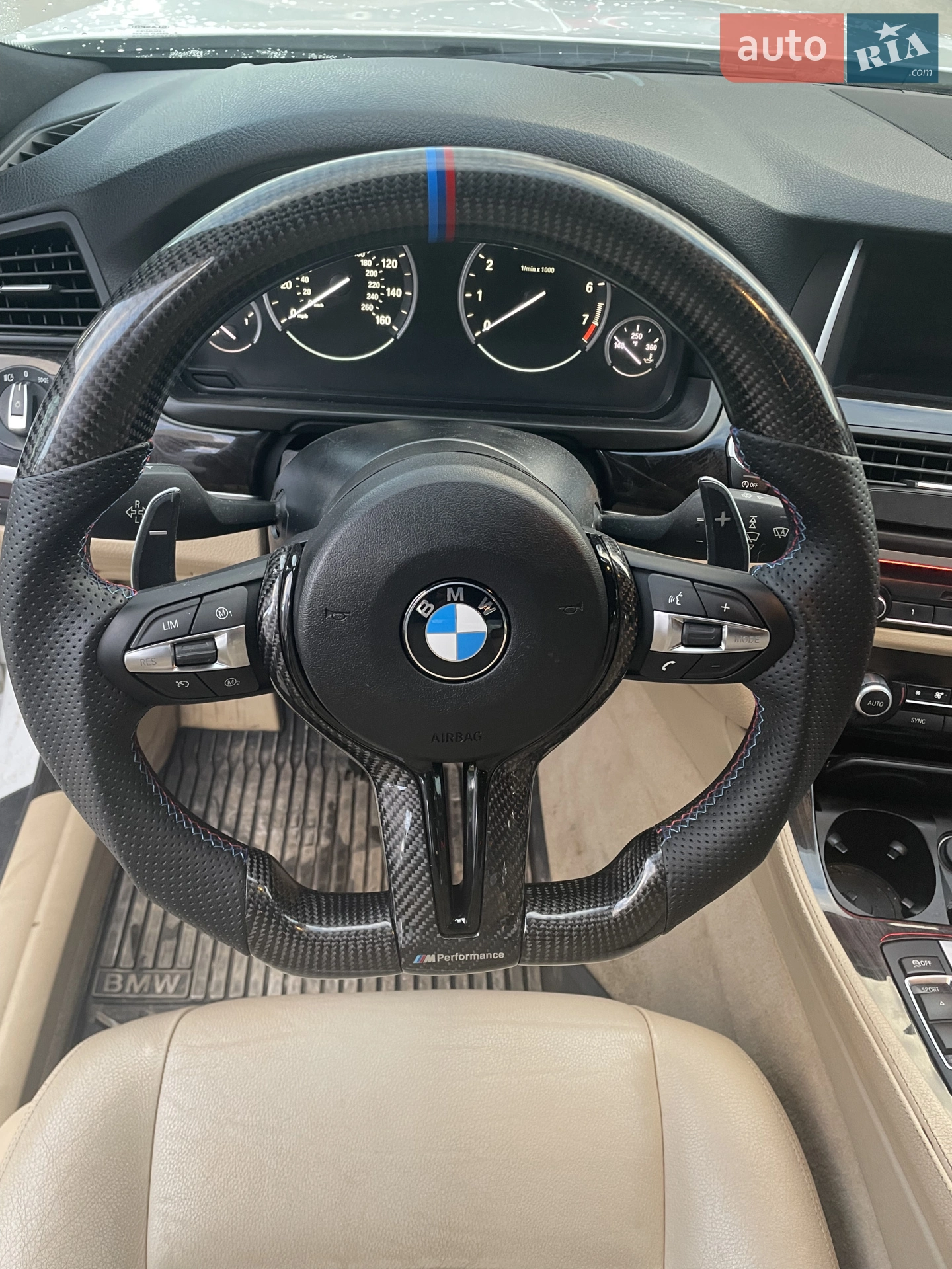 2014 BMW 5er - мініатюра 18
