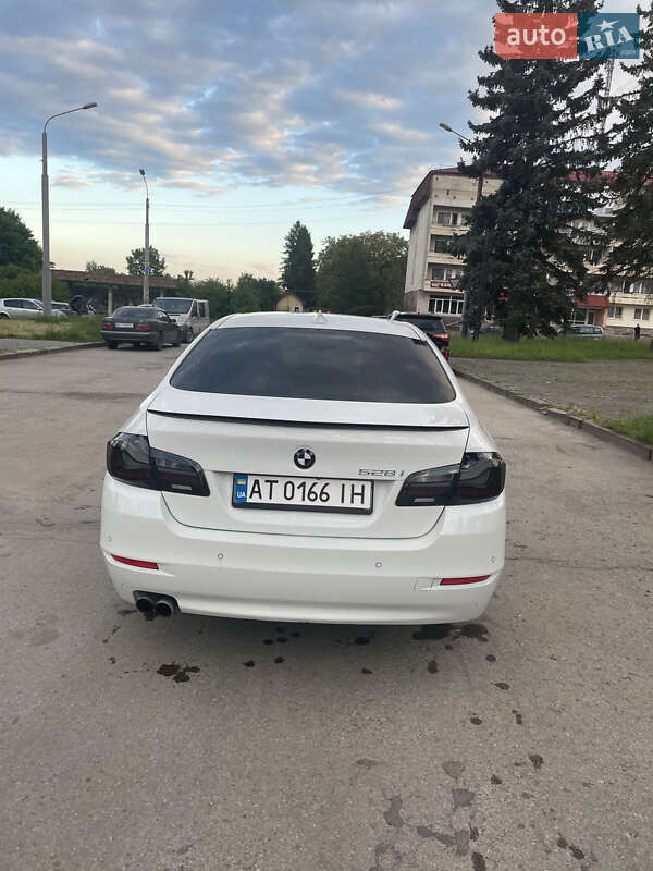 Седан BMW 5 Series 2014 в Ивано-Франковске