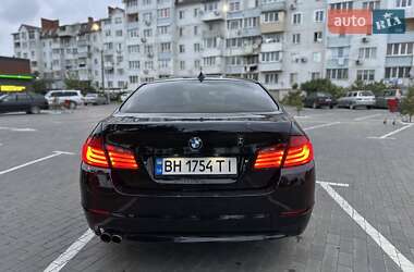 Седан BMW 5 Series 2012 в 