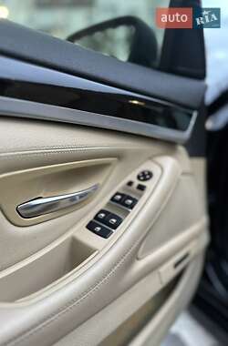 Седан BMW 5 Series 2012 в 