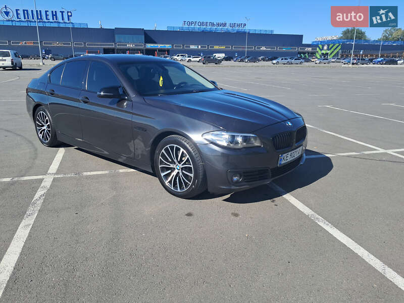 Седан BMW 5 Series 2013 в Днепре