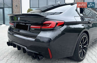 Седан BMW 5 Series 2017 в 