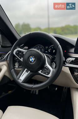 Седан BMW 5 Series 2017 в 