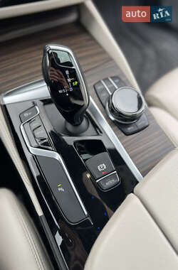 Седан BMW 5 Series 2017 в 