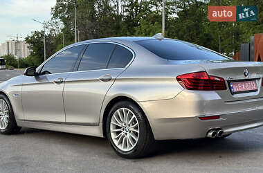Седан BMW 5 Series 2013 в 