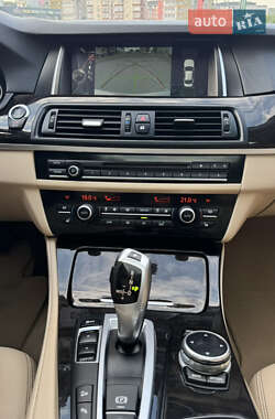 Седан BMW 5 Series 2013 в 