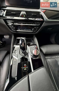 Універсал BMW 5 Series 2019 в 