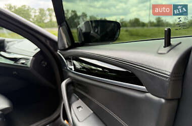 Універсал BMW 5 Series 2019 в 