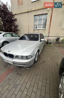 Седан BMW 5 Series 2002 в Львове