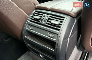 Седан BMW 5 Series 2013 в 