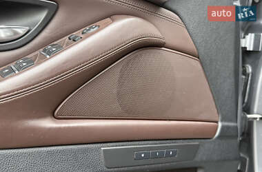 Седан BMW 5 Series 2013 в 