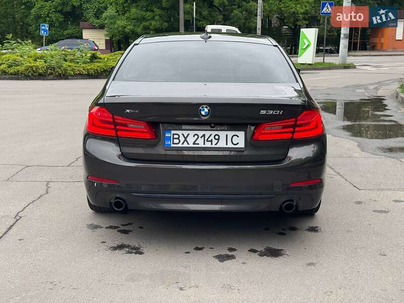 Седан BMW 5 Series 2018 в Хмельницком